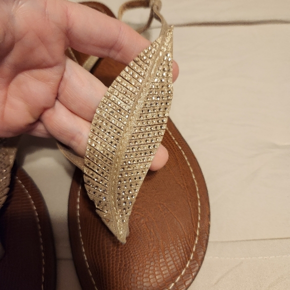 Gold Leaf Sandals - Picture 2 of 5
